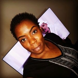 Meet your Posher, Sharon